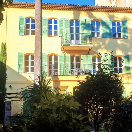 Villa Superb 3 Bedroom At The First Floor Of A In Cannes
